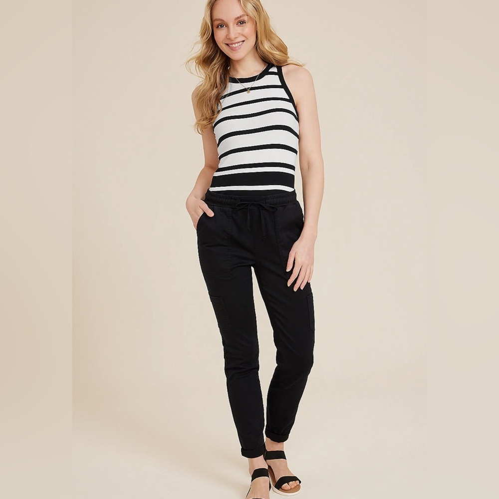 Maurice’s black drawstring pants size small 4/6 petite
